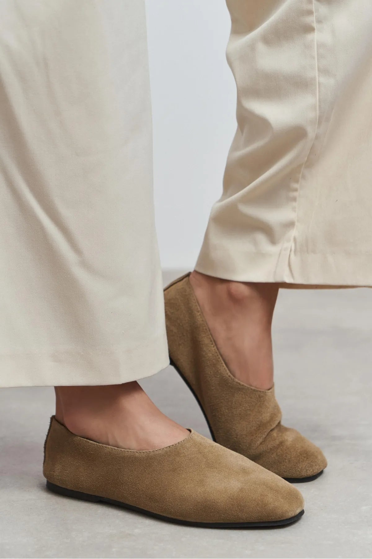 BINNEY Rome Beige Suede Leather Women’s Ballerina Flats