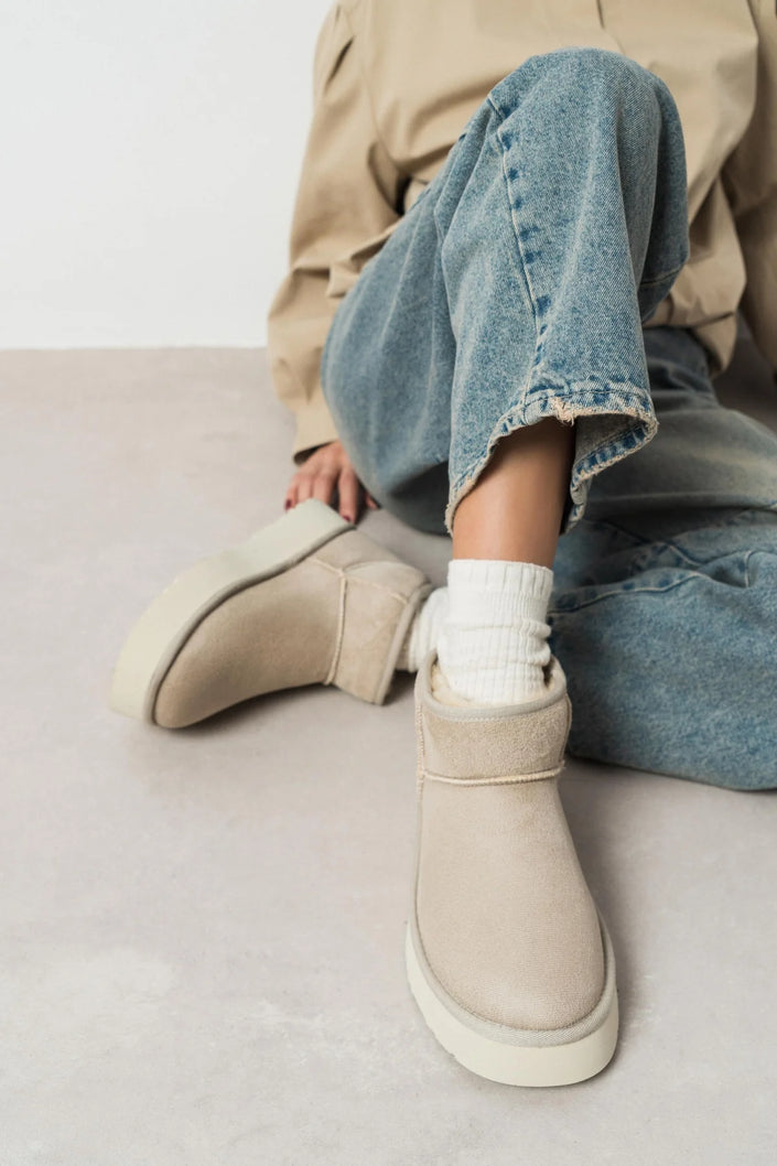 Mini – Sand Beige Suede Fur-Lined Platform Ankle Boots