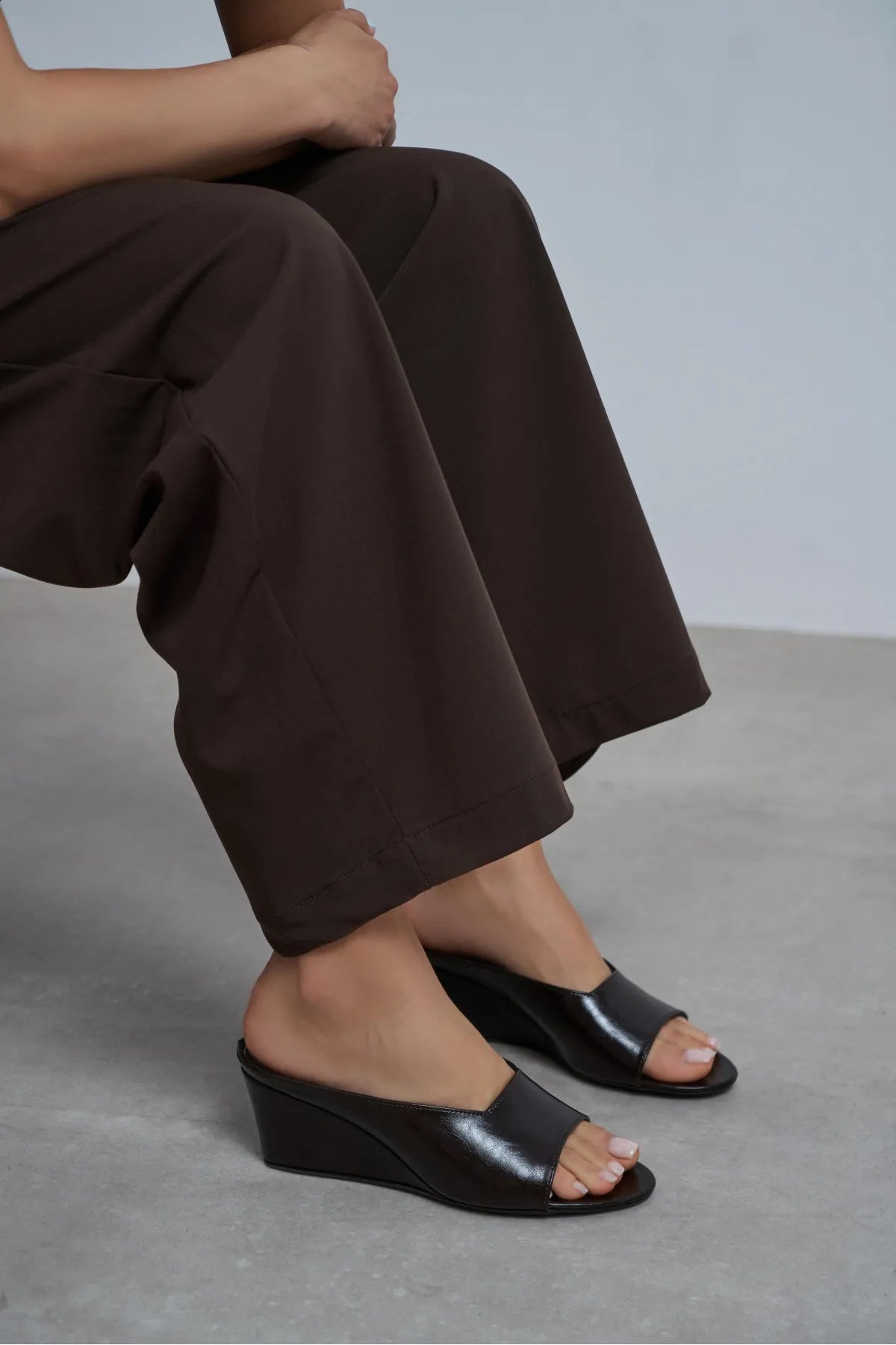 ALLISON Brown Rustic Wedge Heel Women’s Slipper's | FOOTWEAR | Slipper | Lebbse ALLISON Brown Rustic Wedge Heel Women’s Slipper's | FOOTWEAR | Slipper | Lebbse