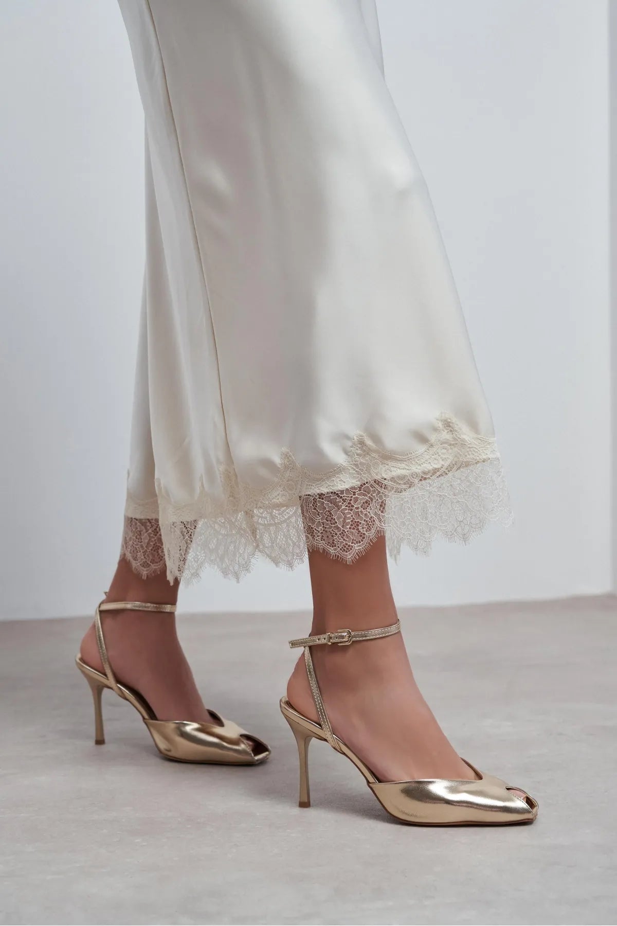 VELA Gold Rustic Open Toe Ankle Strap Women’s Heel Shoes