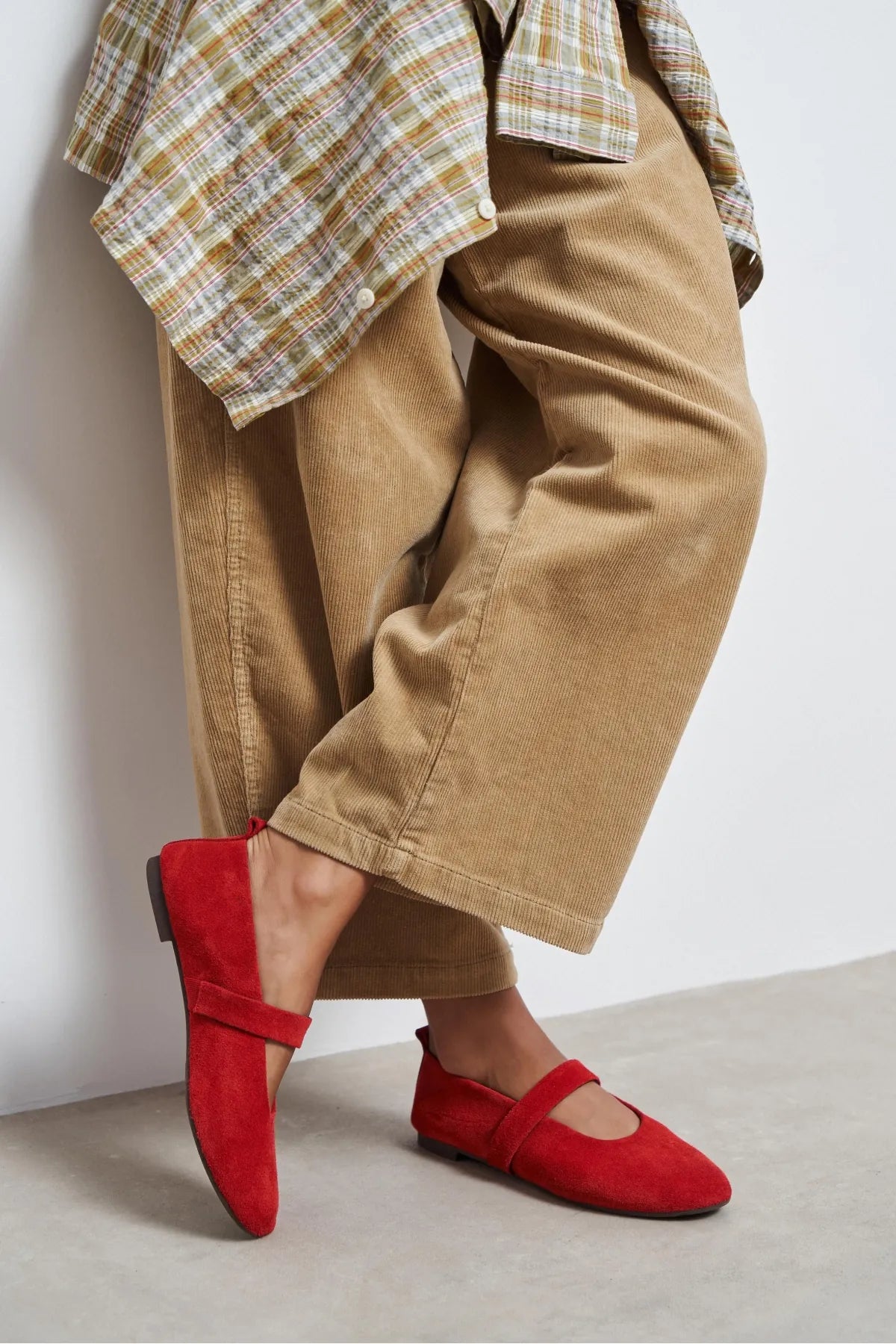 Tectum Red Suede Genuine Leather Medium-Band Flat Women's Ballet Flats