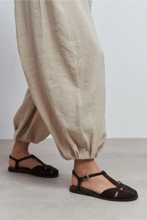 HARPY Bitter Coffee Suede Genuine Leather Buckle Detail Women’s Flat Sandals