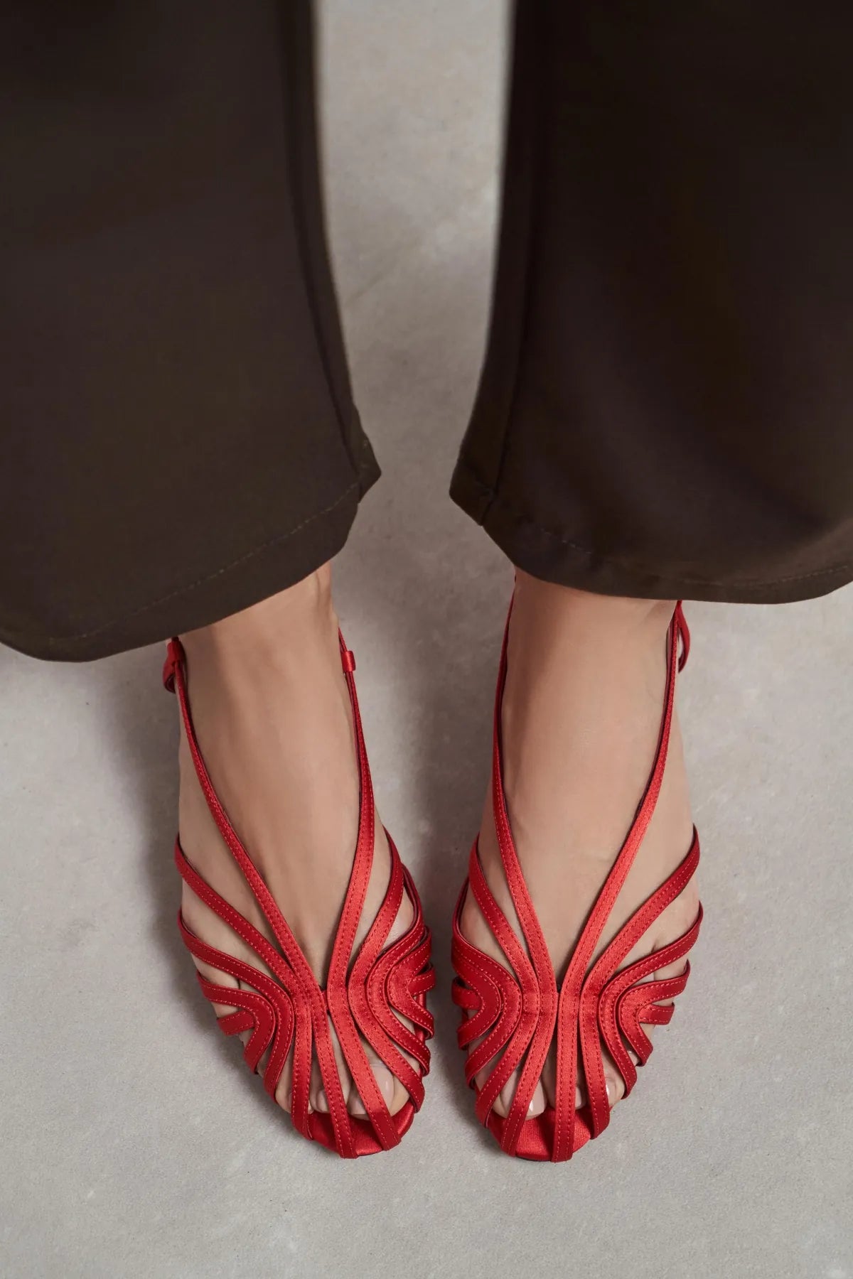 LENY Red Satin Piped Low-Heel Women's SandalsV