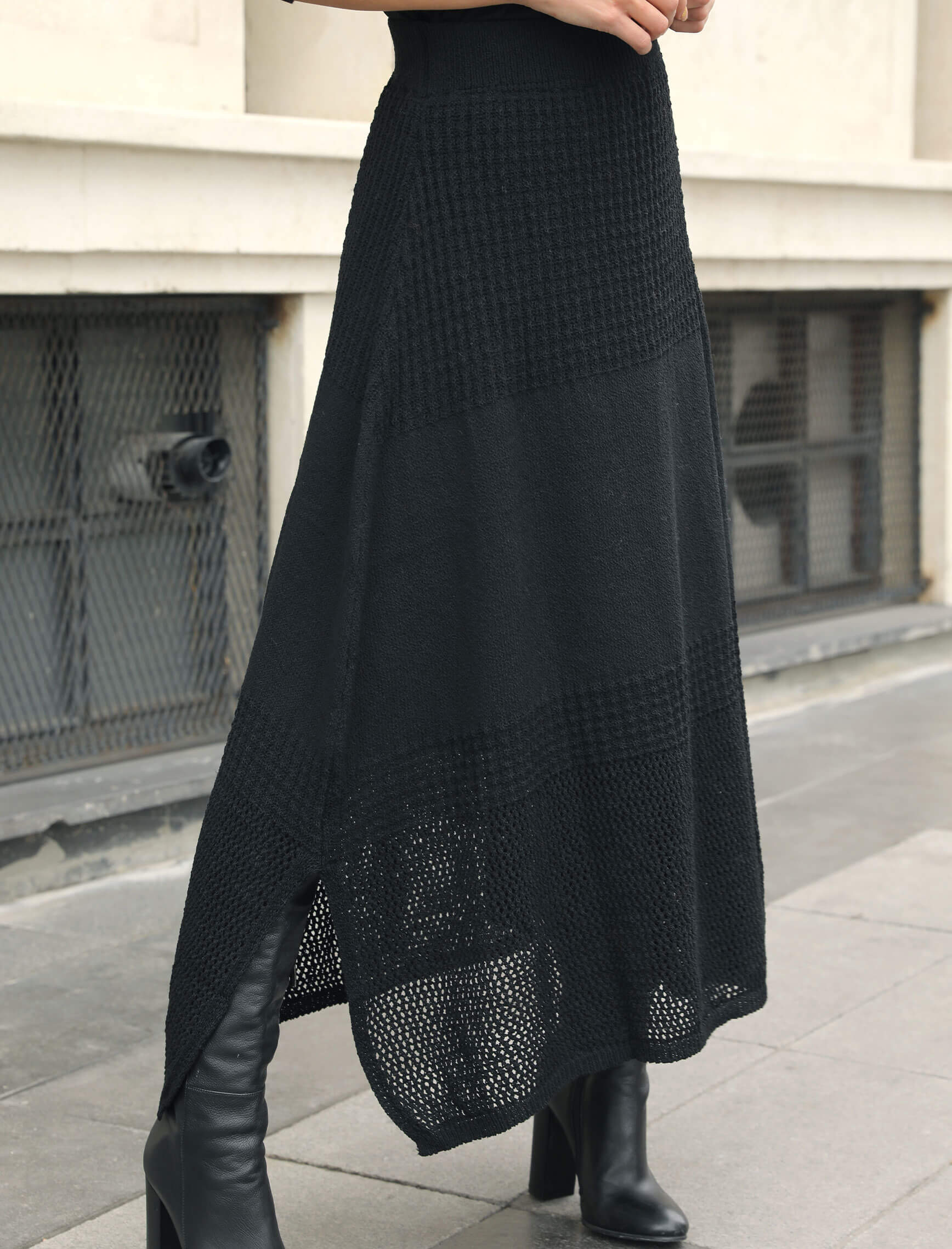 Black Knit Bero Skirt