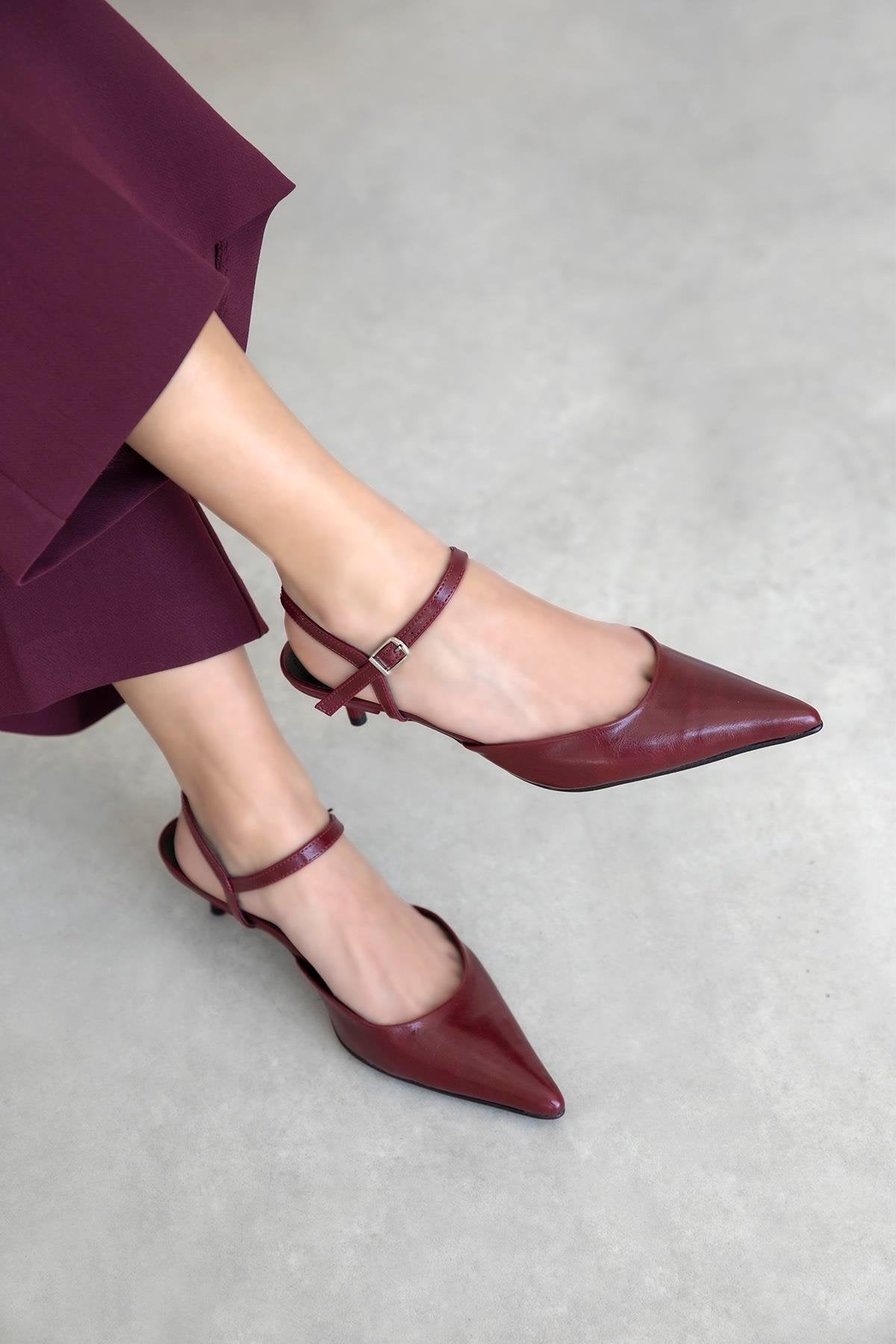 Melvin Women's Heeled Crinkle Leather Shoes - Light Burgundy