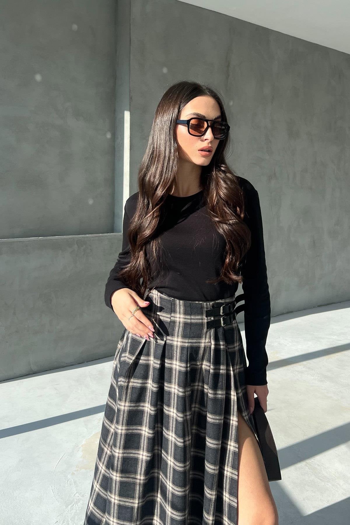 Anthracite Belt Detailed Plaid Patterned Skirt