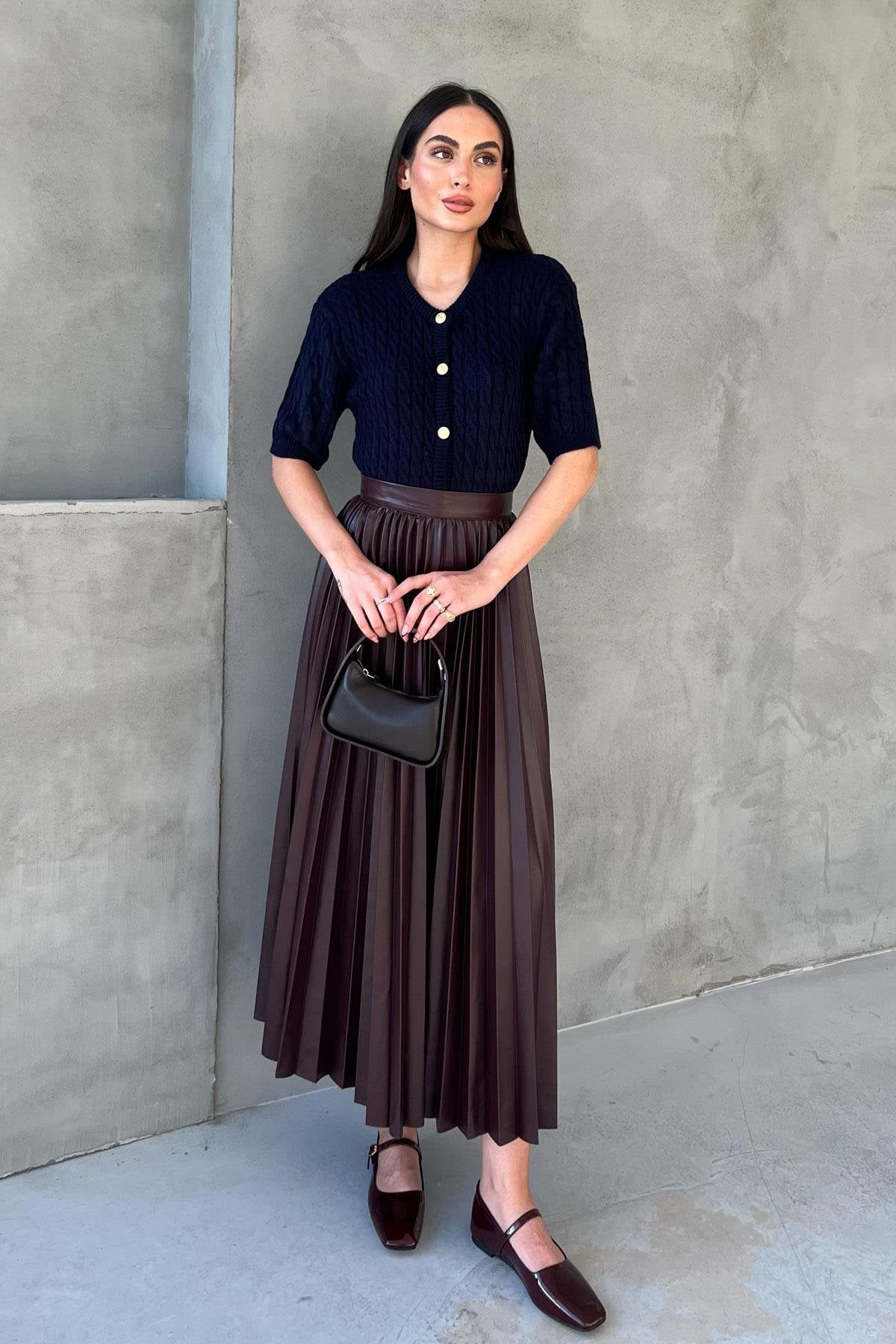 Bordo Pleated Midi Length Leather Skirt