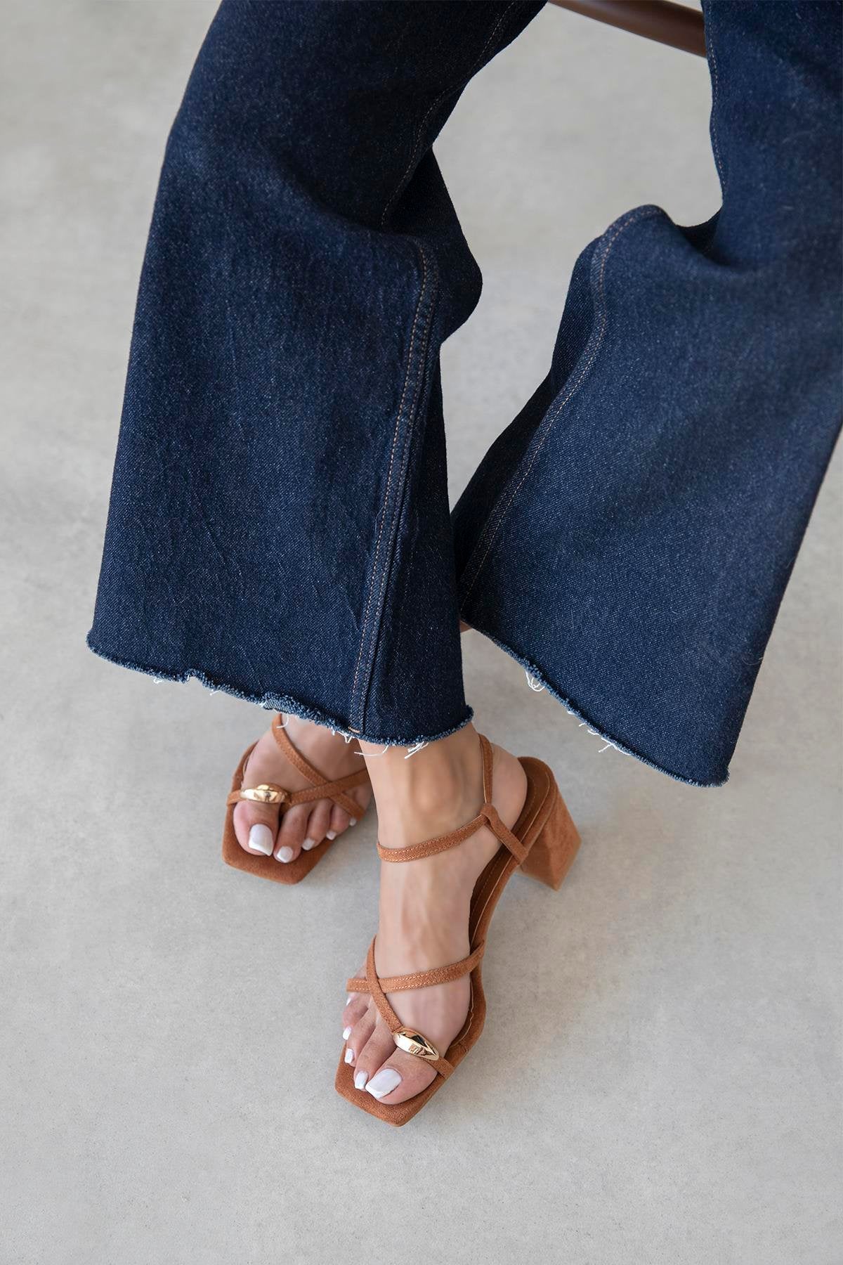 Ketrin Women's Suede Flip-Flop Sandals- Tan