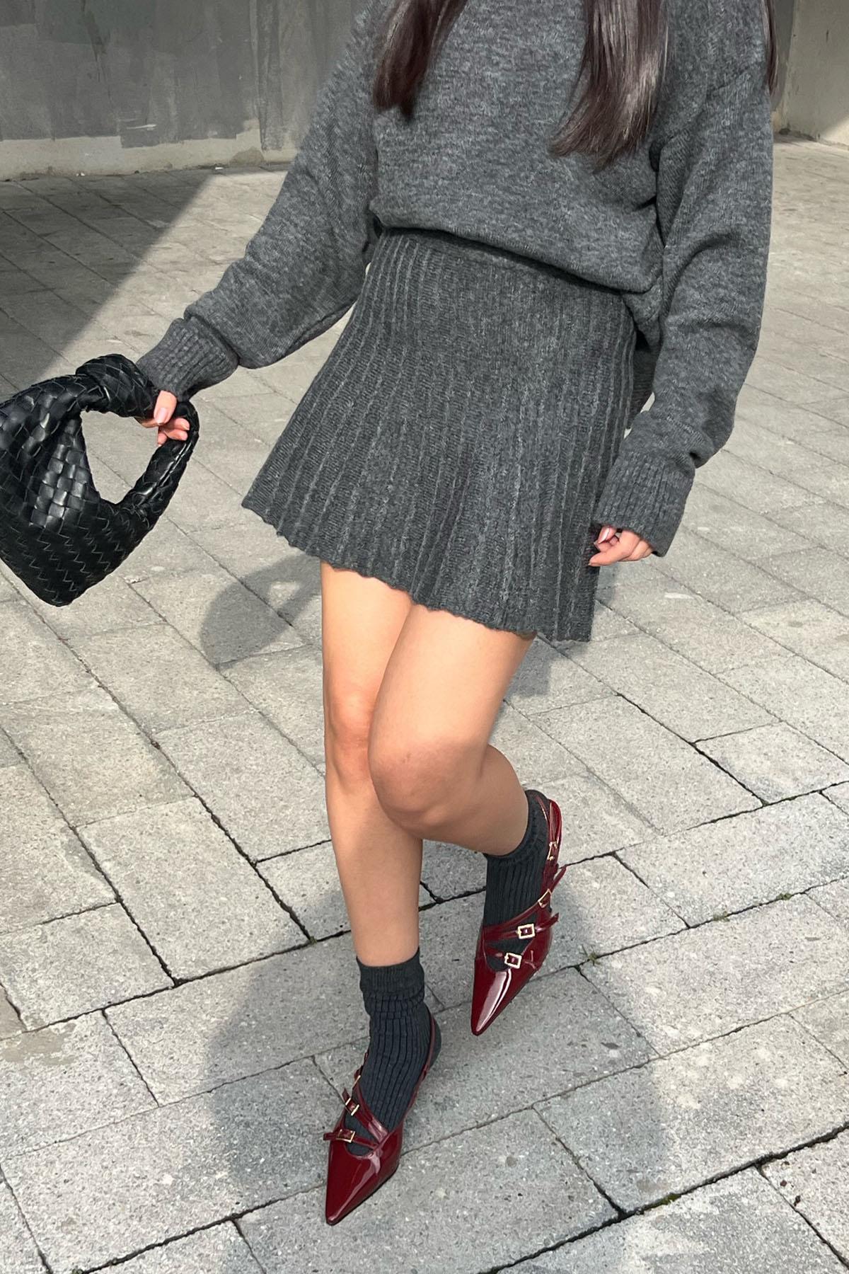 Anthracite Knitted Turtleneck Sweater and Skirt Set