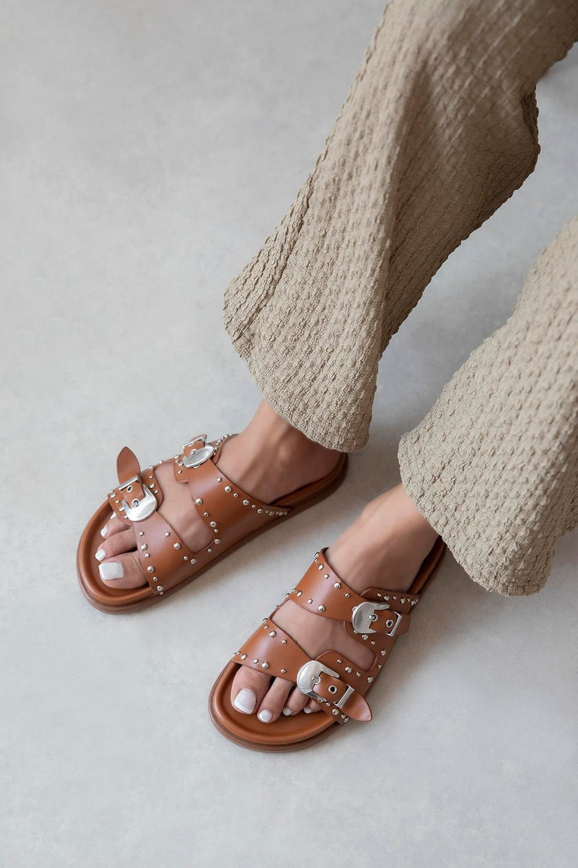 Gavi Tan Drop Detail Casual Comfort Leather Slippers in