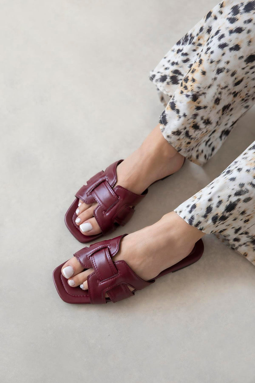 Huxx Claret Red Single Strap Casual Leather Slippers