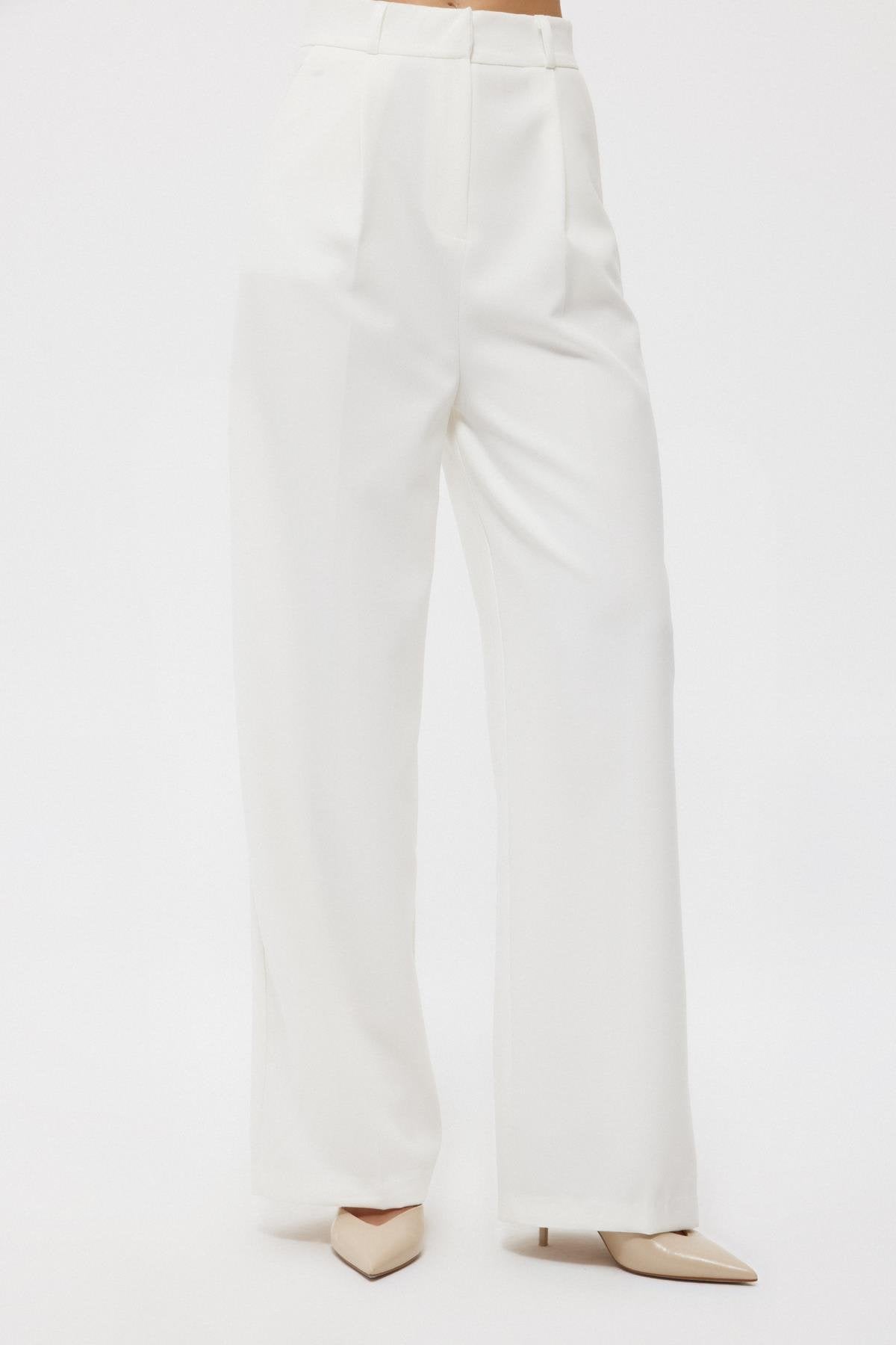 White Back Pocket Detailed Palazzo Trousers