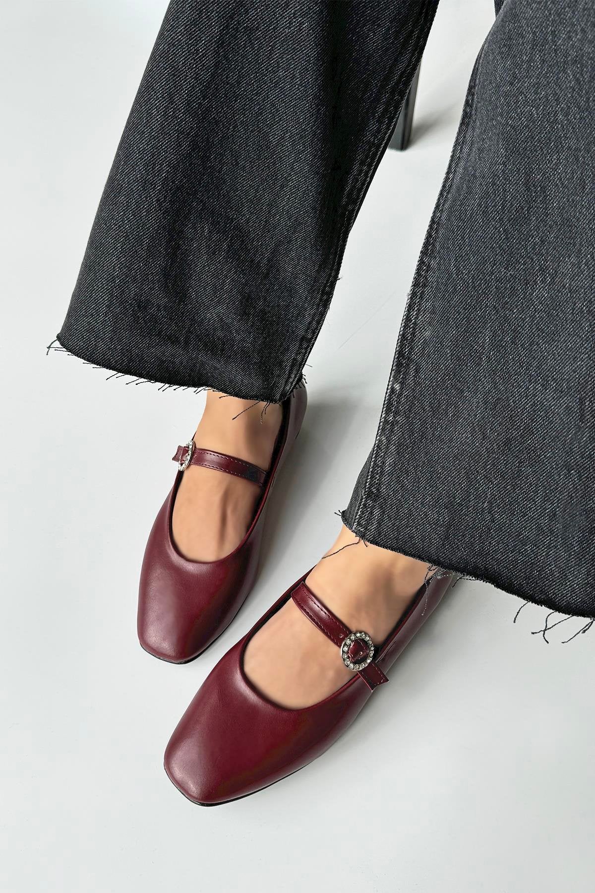 Berny Women's Belt Detail Leather Ballerina Flats - Burgundy