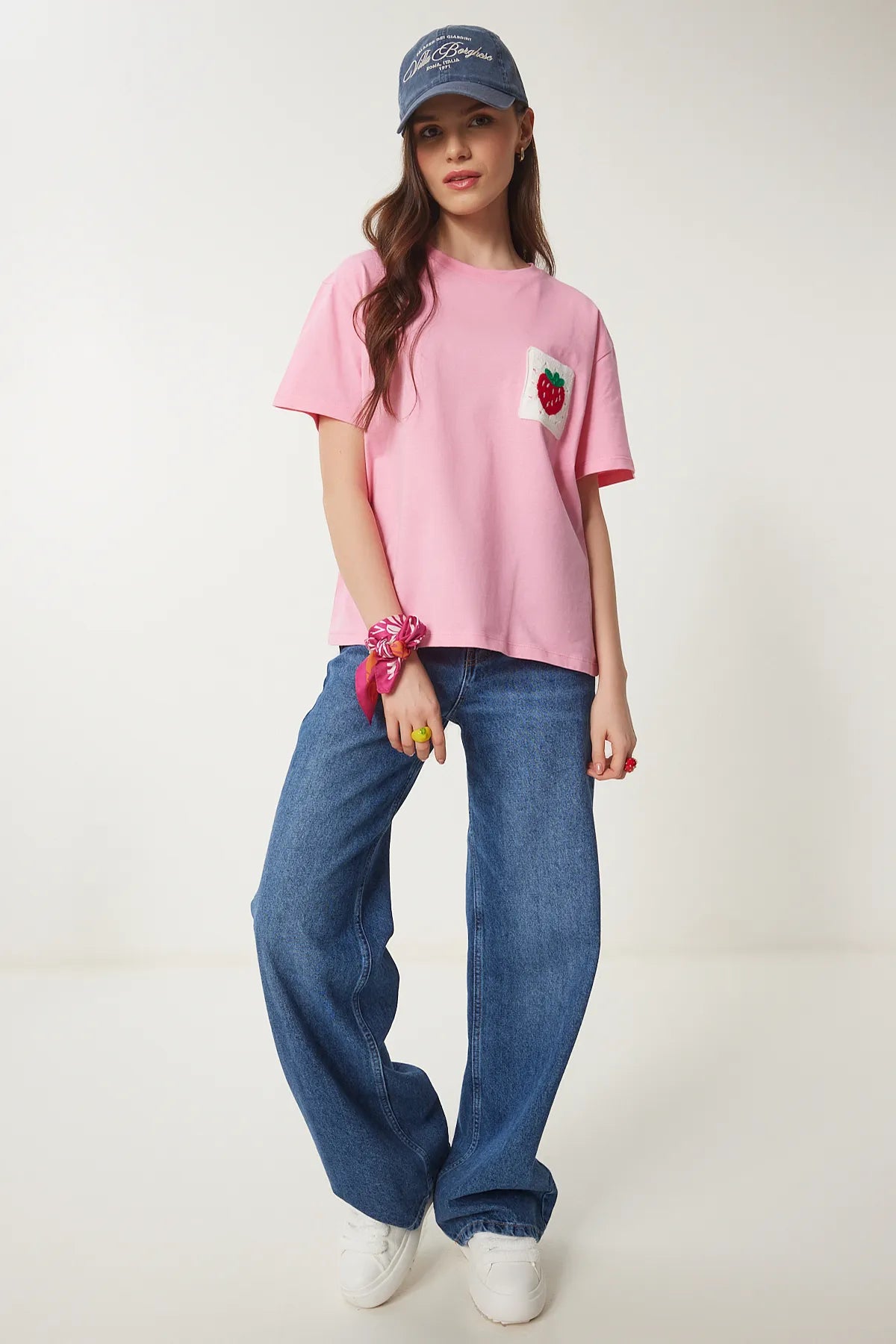 Strawberry Embroidery Pocket Cotton T-shirt PINK