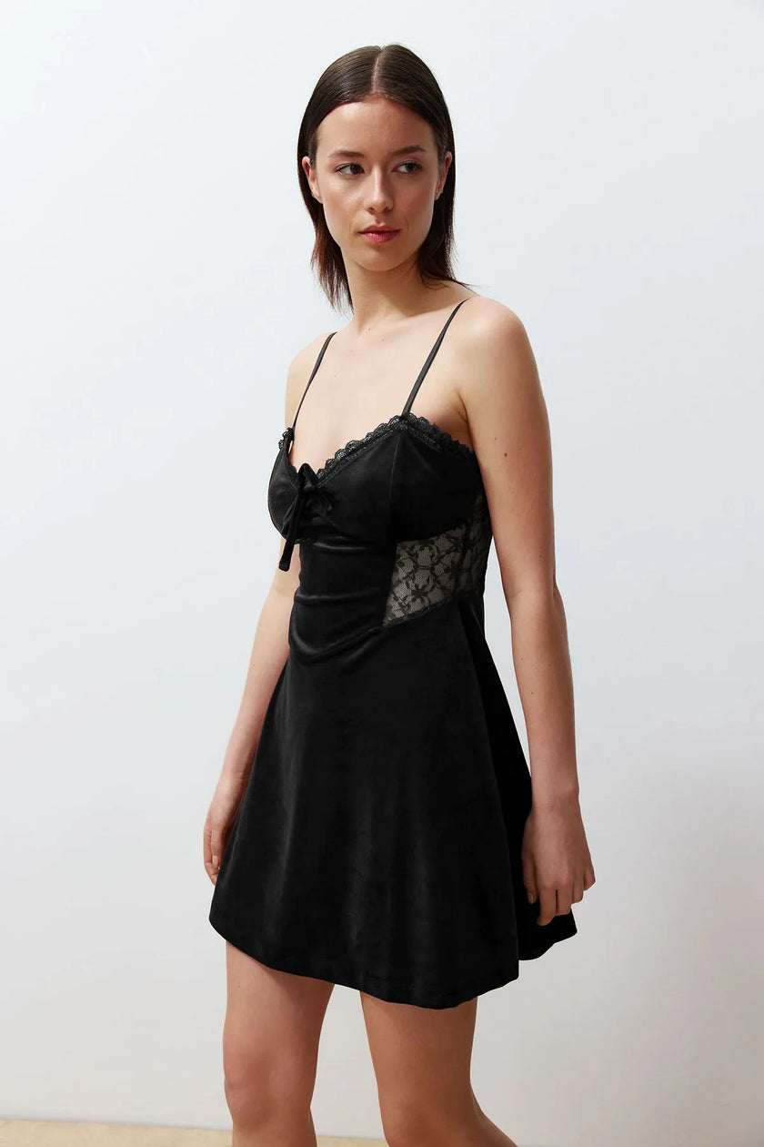 Black Soft Feel Lace Rope Strap Velvet Knitted Nightgown