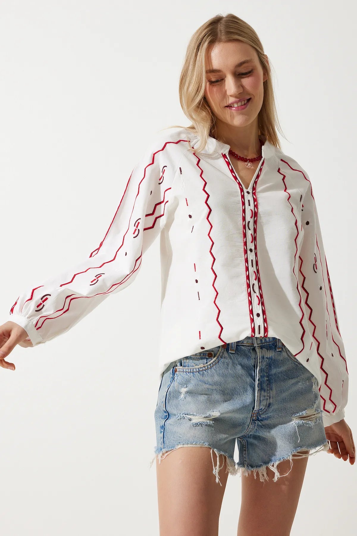 Embroidered Linen Surface Blouse