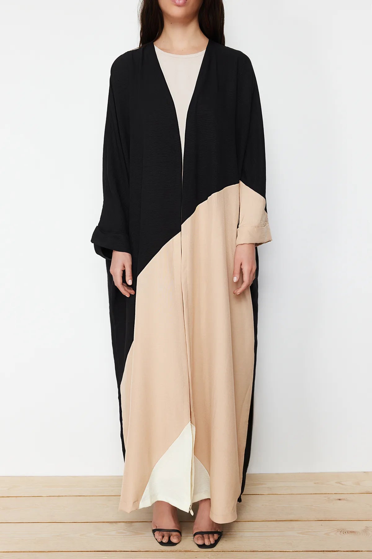 Stone Color Block Long Woven Cape &amp; Abaya