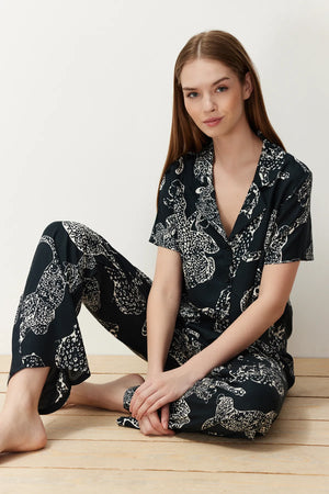 Anthracite Tiger Patterned Viscose Woven Pajama Set