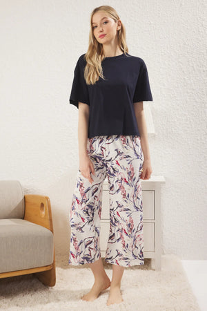 Navy Blue Floral Capri Knitted Pajama Set