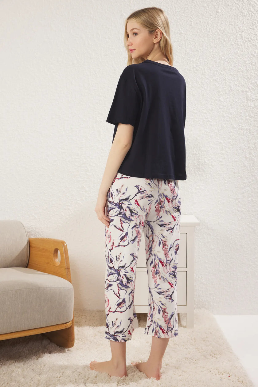 Navy Blue Floral Capri Knitted Pajama Set