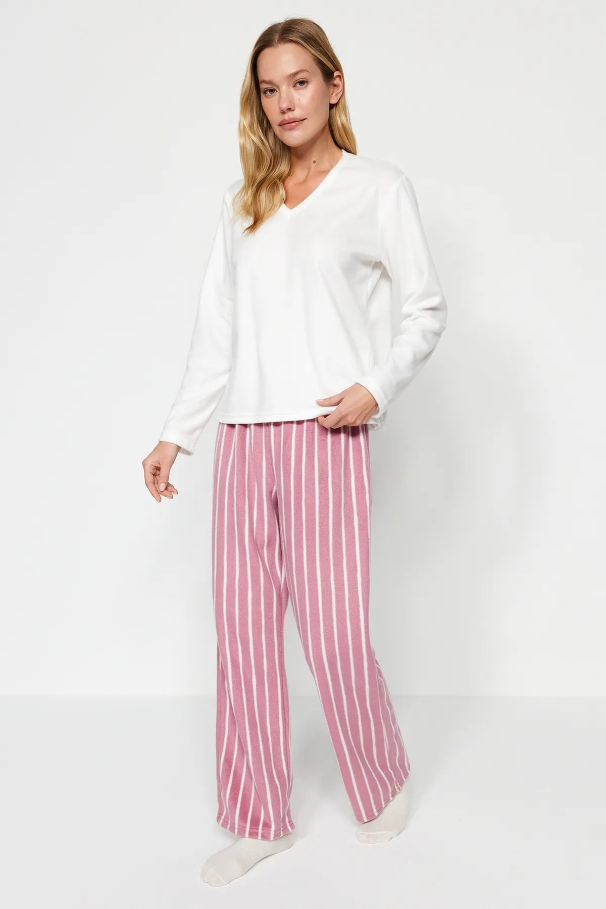 White Striped Polar Winter Knitted Pajama Set