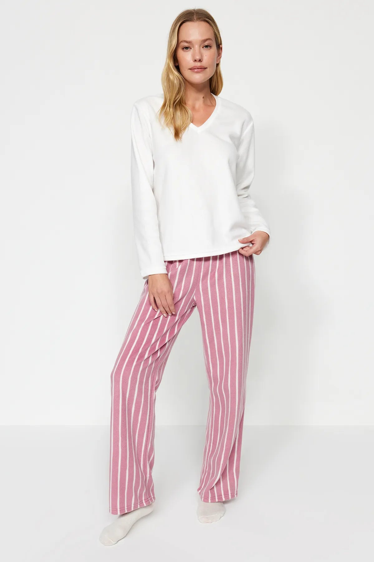 White Striped Polar Winter Knitted Pajama Set