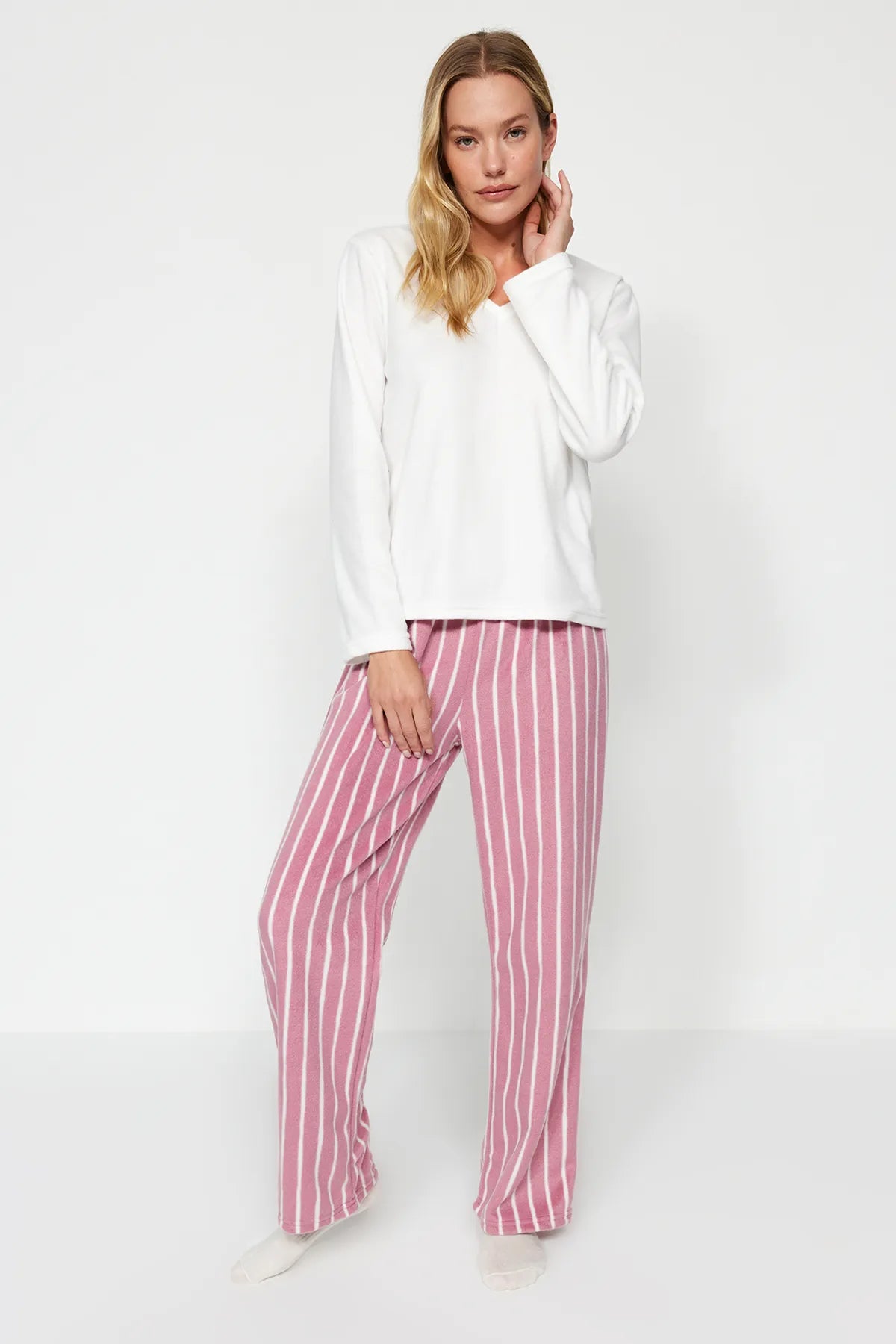 White Striped Polar Winter Knitted Pajama Set