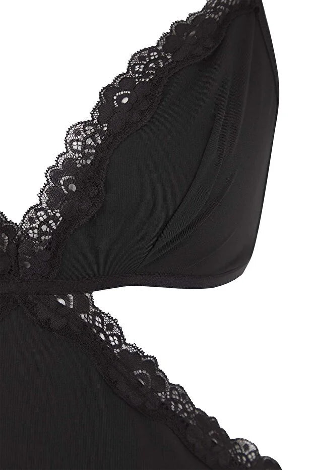 Black Window/Cut Out and Lace Detailed Uncovered Babydoll/Fantasy Nightgown
