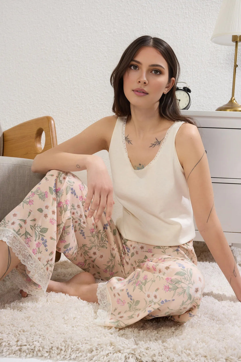 Floral Lace Detailed Viscose Knitted Pajama Set
