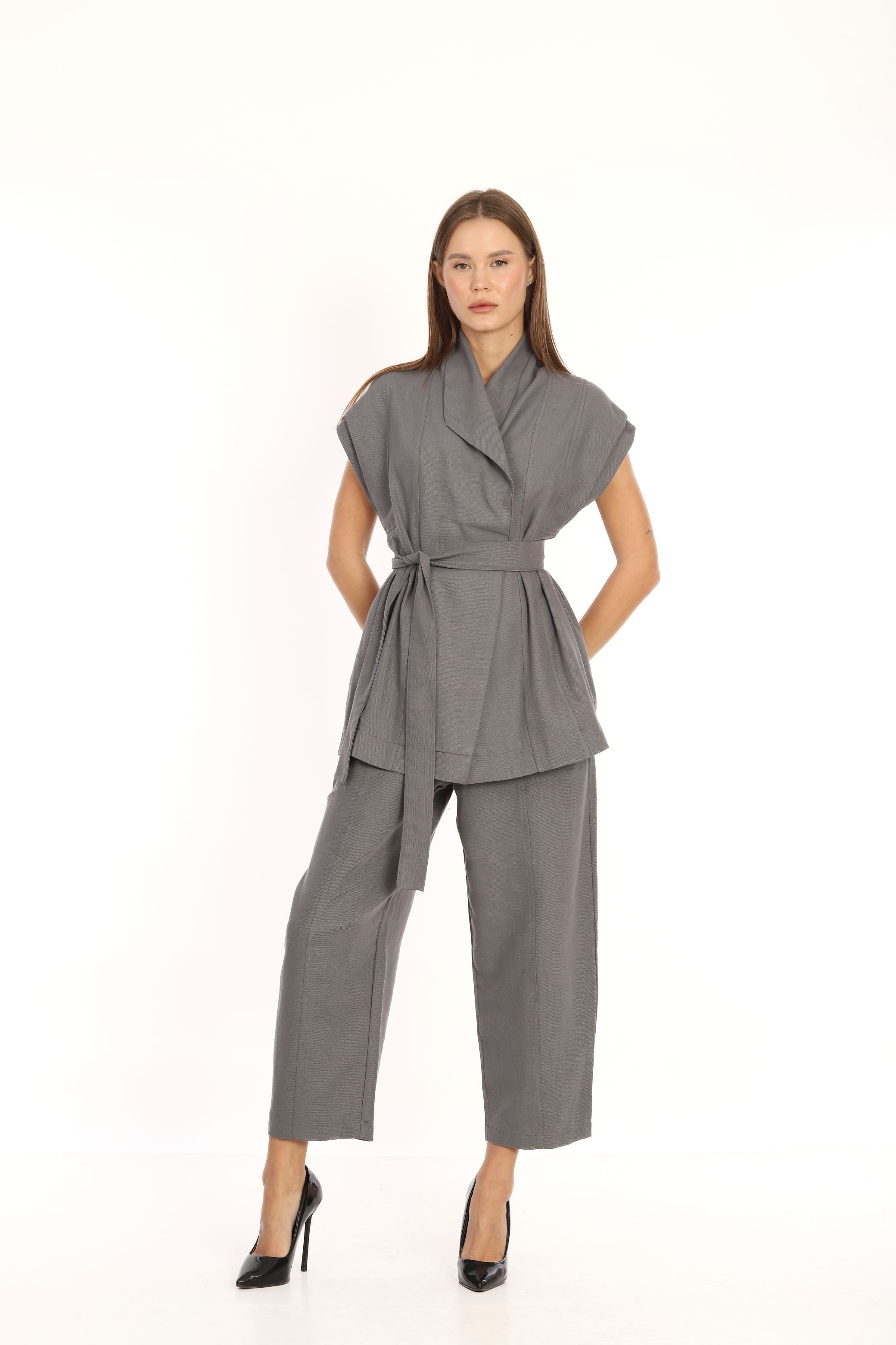 Juno Vest Belted Suit Gray