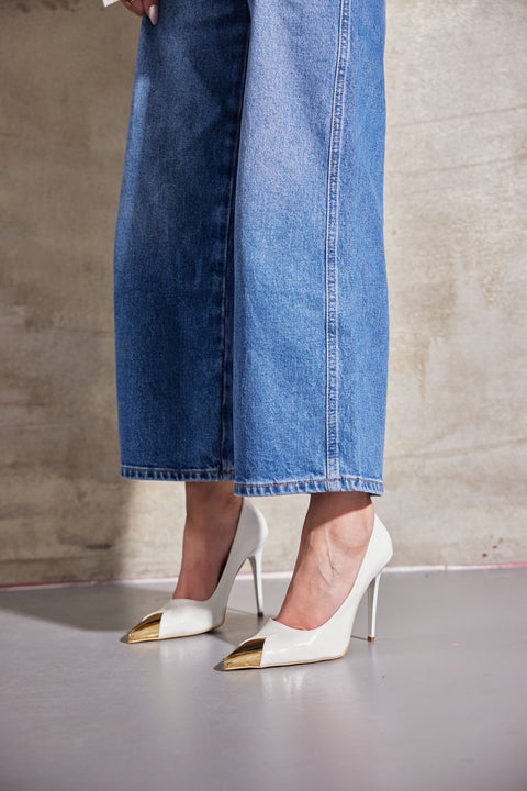 Bella Gold Detailed  White Patent Leather Stiletto