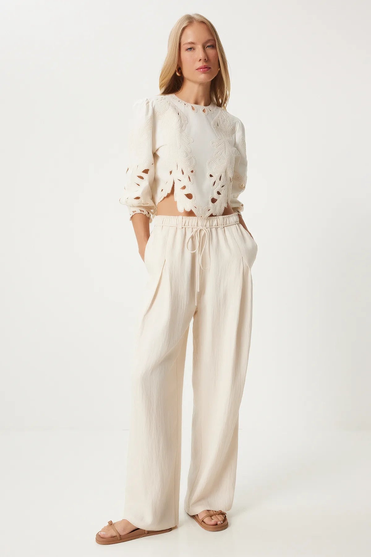 Balloon Sleeve Zippered Crop Blouse - Lebbse