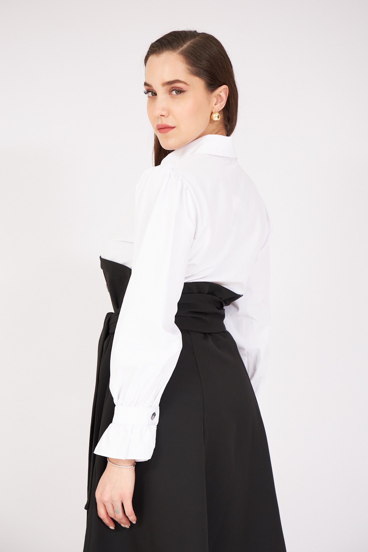 5- فساتين للبيع اون لاين تفاصيل قميص مطوي وحزام - Belted Pleated Shirt Detail Dress