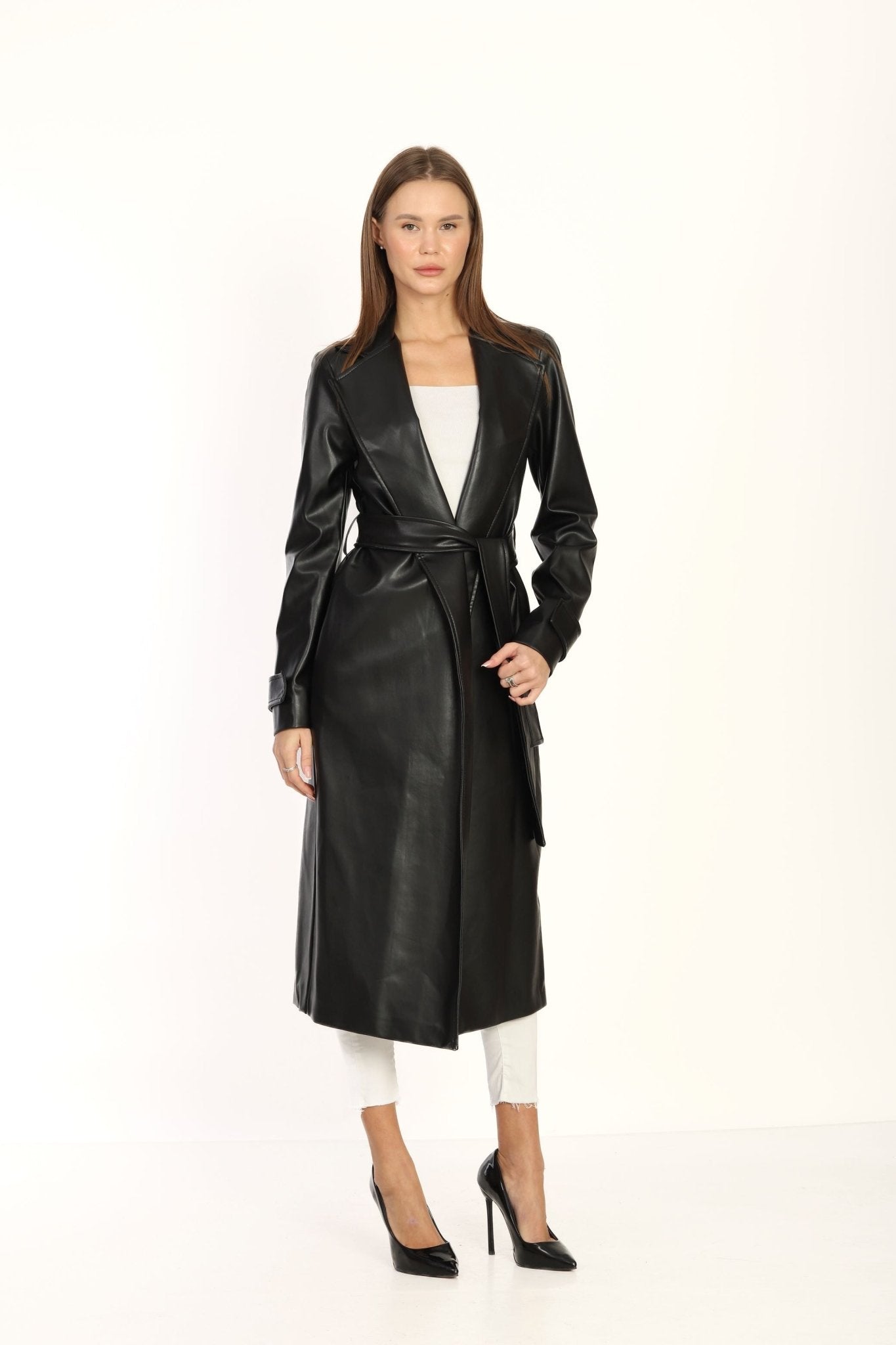 3- معطف اسود نسائي جلد طويل بصميم فريد مع حزام - Black Double breasted Collar Silver Detailed Design Leather Coat