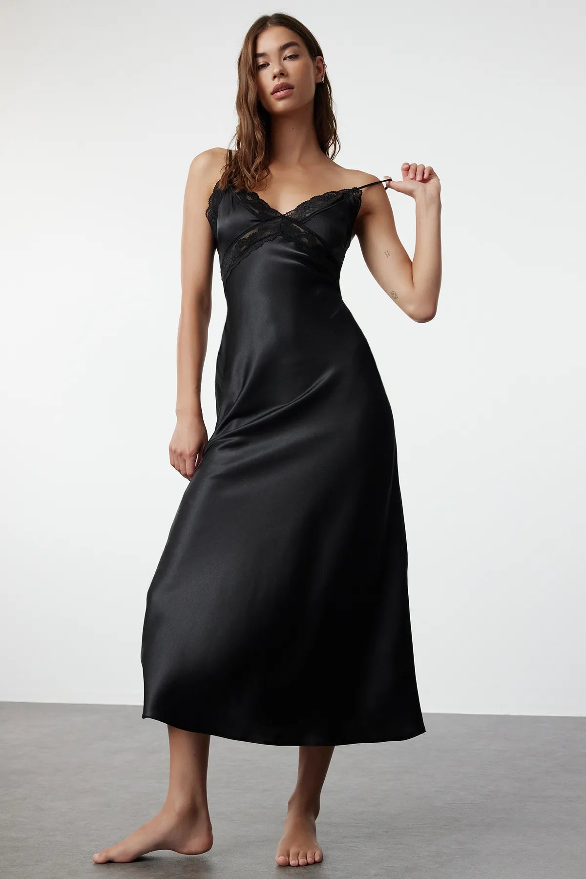 Black Lace Back Detailed Rope Strap Satin Woven Nightgown | Nightgowns | Home Wear | Lingerie Black Lace Back Detailed Rope Strap Satin Woven Nightgown | Nightgowns | Home Wear | Lingerie