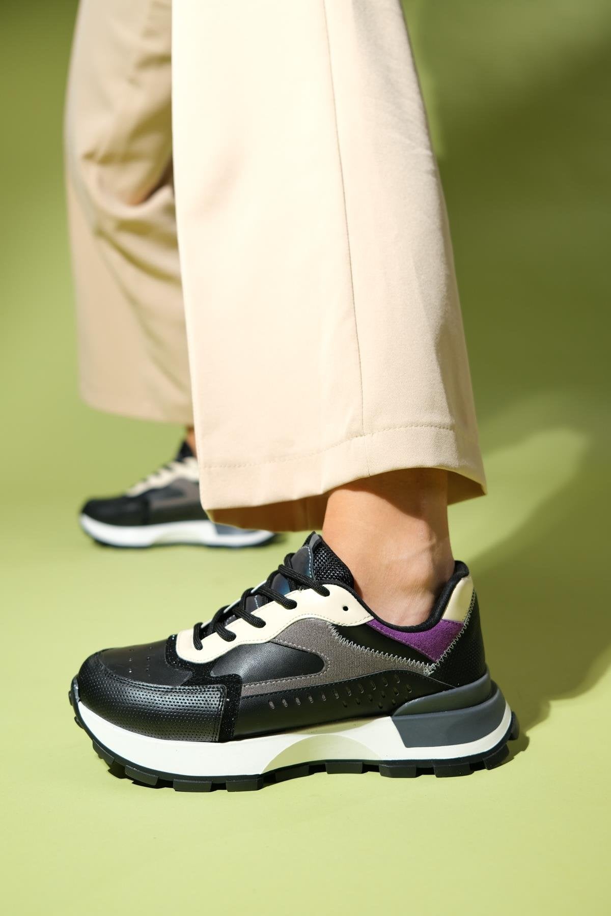 BLAJ Black Purple Women's Sports Shoes - Lebbse