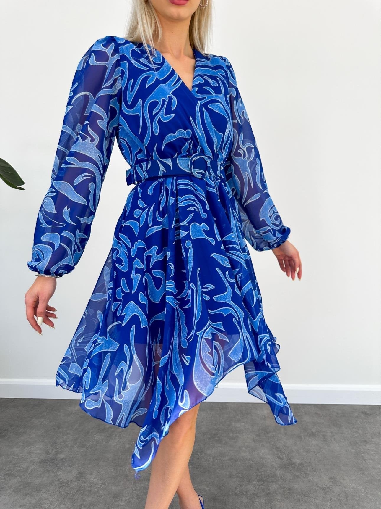 BLUE PATTERNED FLASHED CHIFFON DRESS - Lebbse