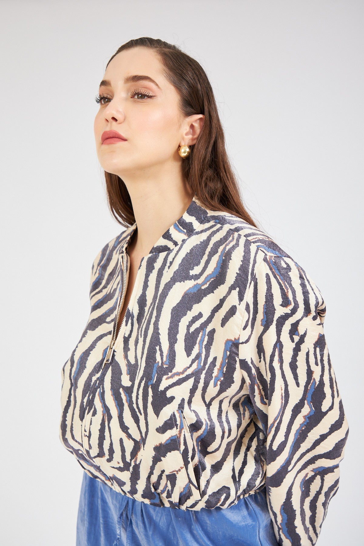 Bright Patterned Zipper Jacket Beige | Jackets & Blazers | November Vibes | Lebbse Bright Patterned Zipper Jacket Beige | Jackets & Blazers | November Vibes | Lebbse