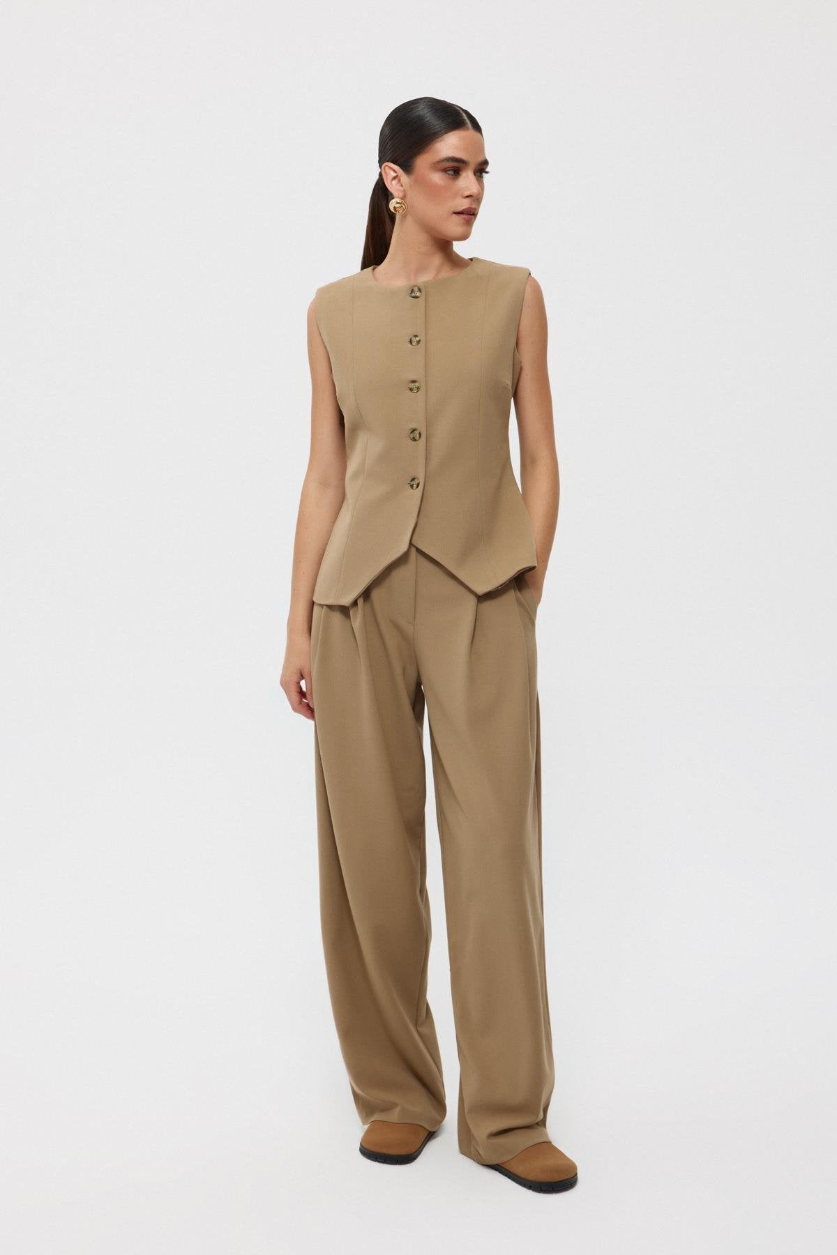 Camel Pleated Front Elastic Back Palazzo Trousers - Lebbse