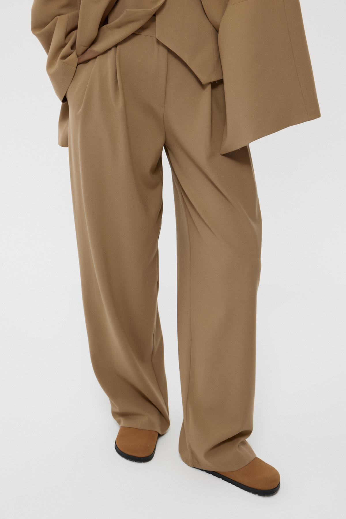 Camel Pleated Front Elastic Back Palazzo Trousers - Lebbse