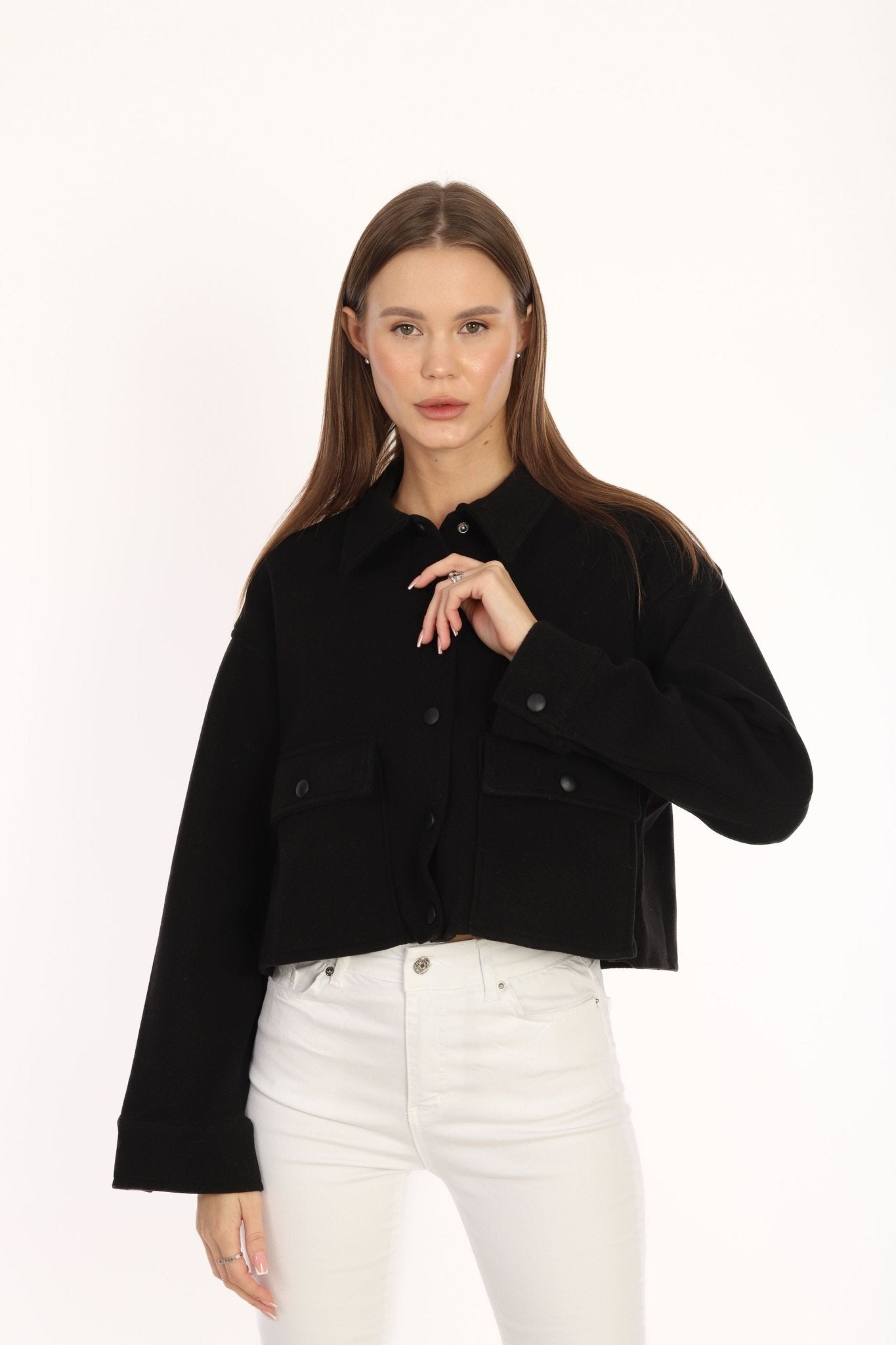 4- قميص كشمير نسائي قصير أسود - Cashmere Crop Shirt - BLACK