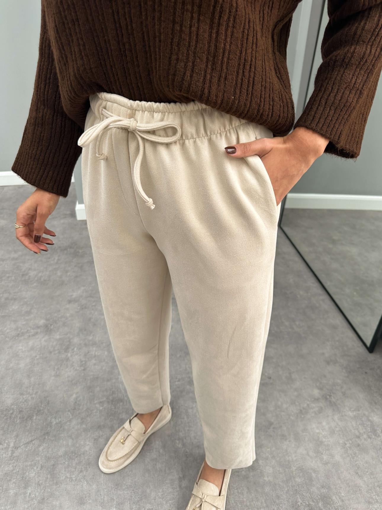 Cream Elastic Waist Suede Trousers - Lebbse