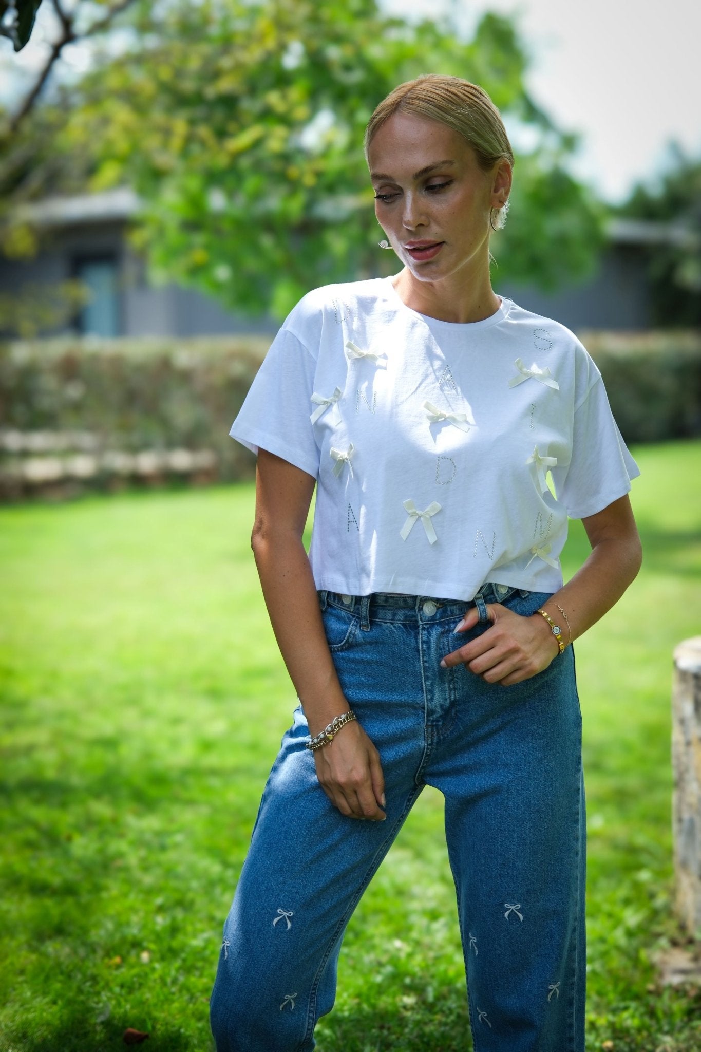 Crop T-Shirt with Bow Detail White - Lebbse