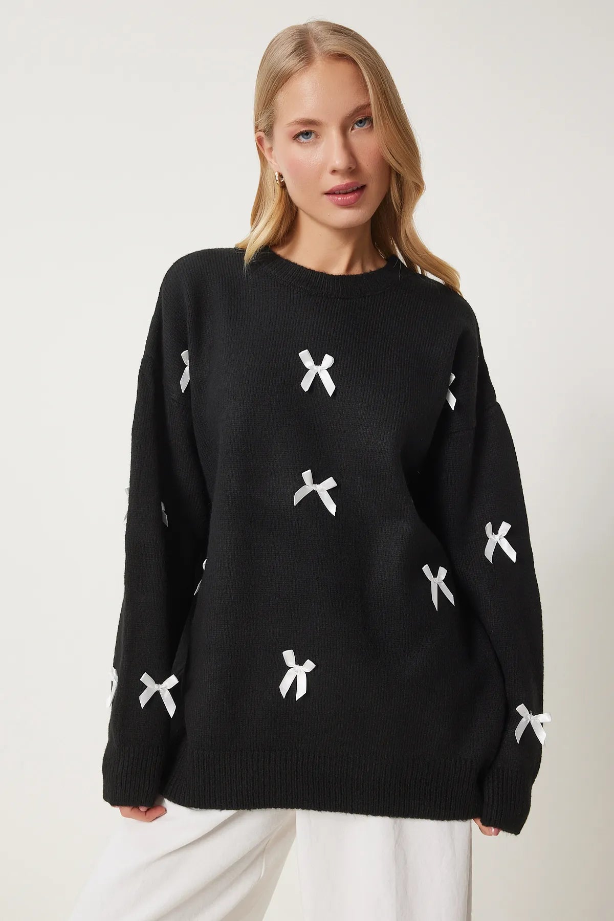 Women's Black Bow Knit Sweater