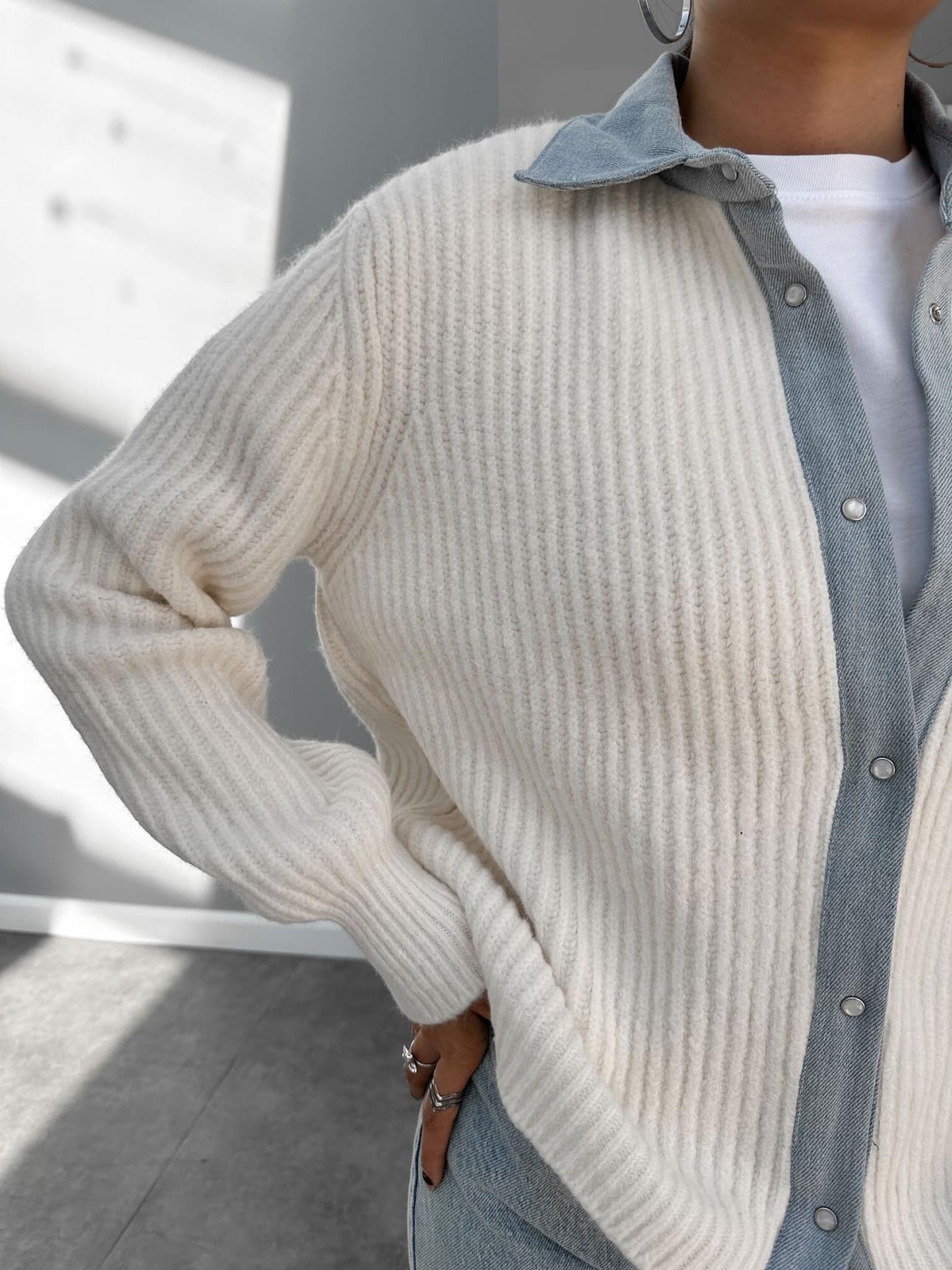 Denim Detail Snap Wool Sweater - Lebbse