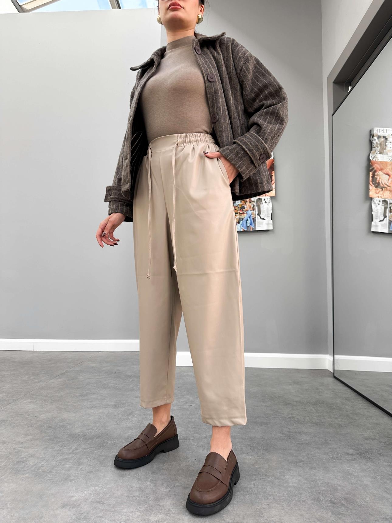 Waist Elastic Laced Leather Trousers