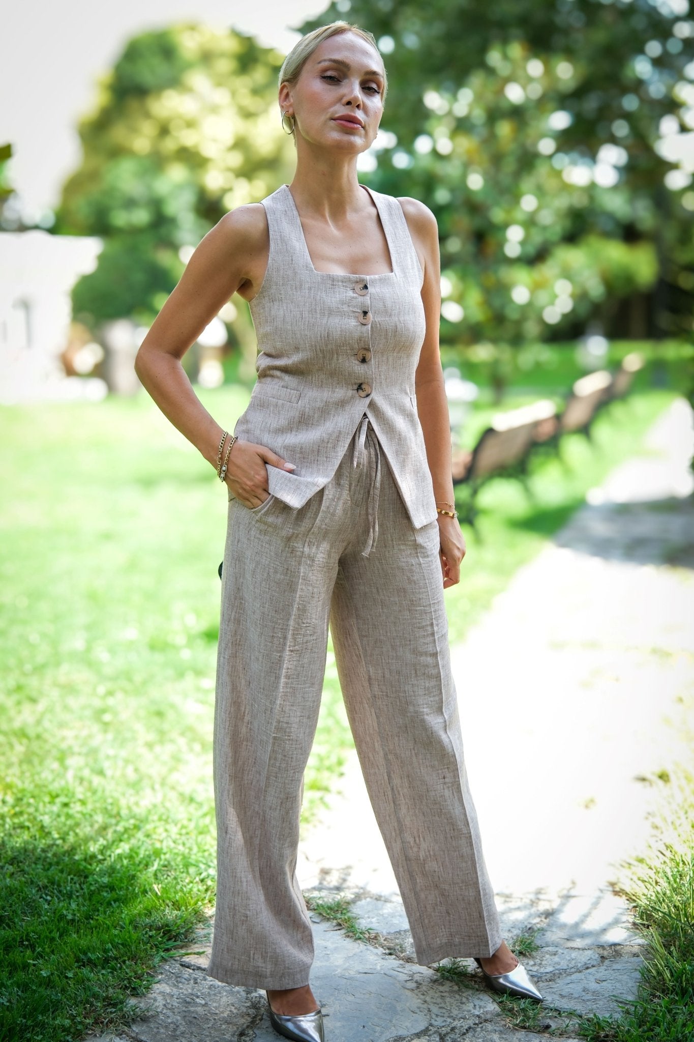 Eva Vest Trouser Set Beige | CLOTHES | Set | Lebbse Eva Vest Trouser Set Beige | CLOTHES | Set | Lebbse