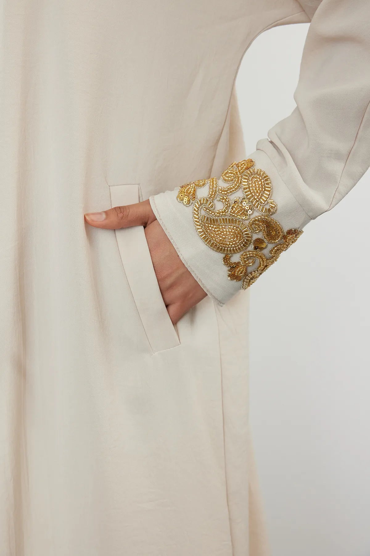 Beige Stone Embroidery Accessory Detailed Woven Cape &amp; Abaya