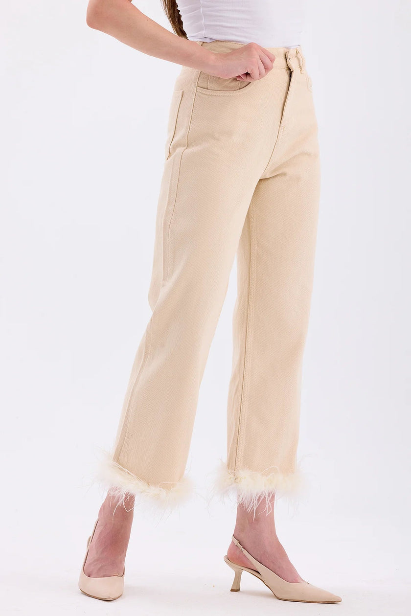 2- بنطلون جينز نسائي مع ريش بيج فاتح - feathers Light Beige Jean Trousers