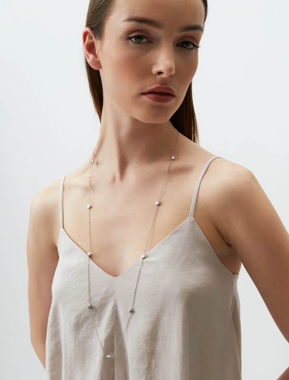 Gray Clover Figured Double Chain Necklace - Lebbse